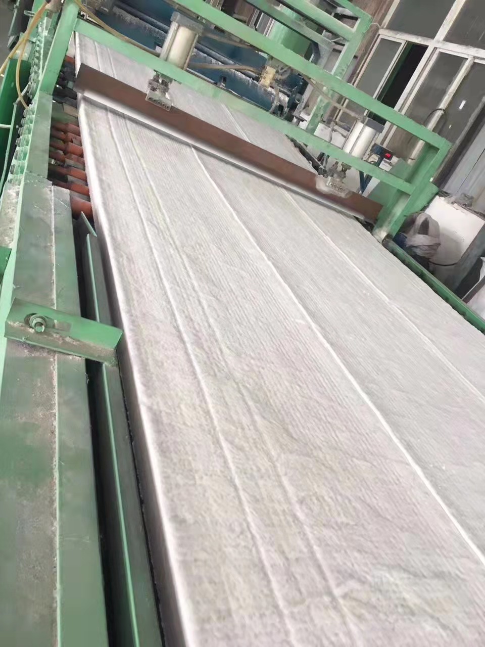 硅酸铝甩丝毯