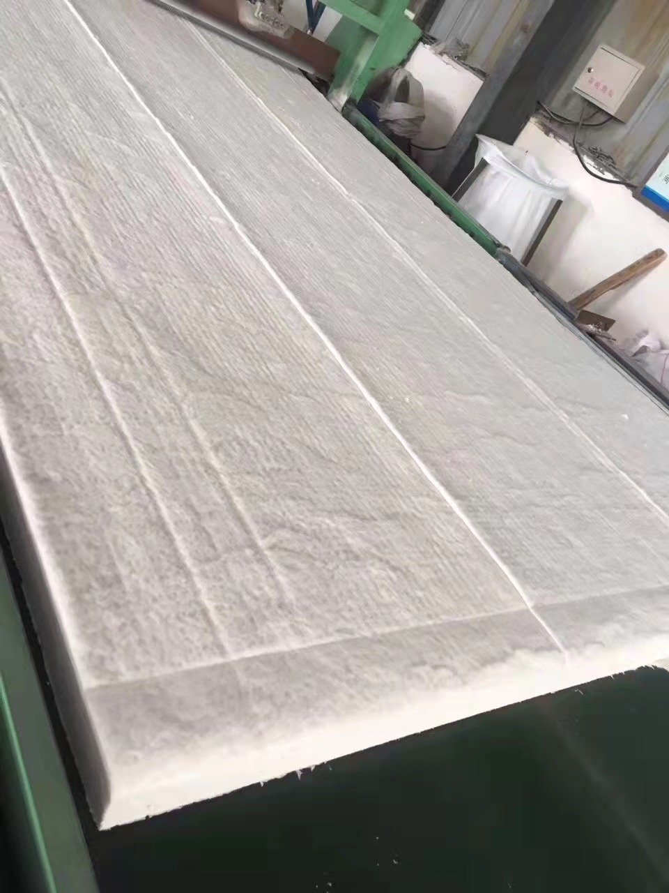硅酸铝甩丝毯